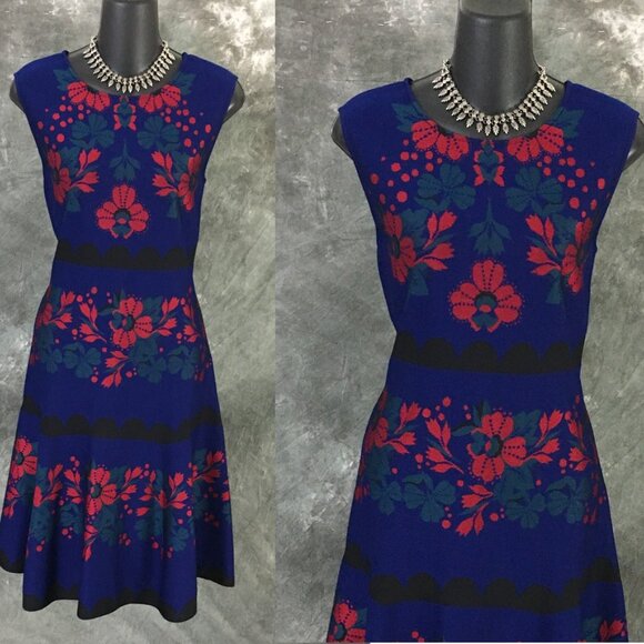 BEAUTIFUL St John knit blue red multi dress size 8